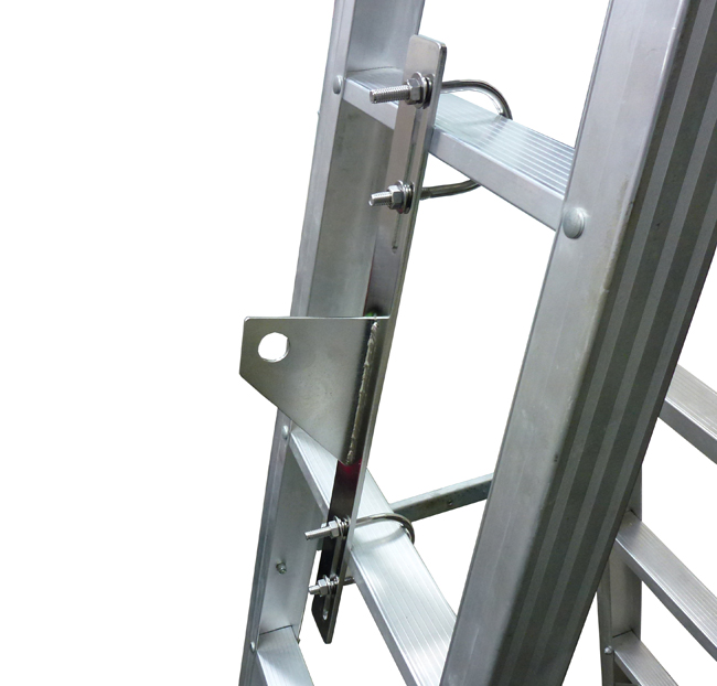 SS785 — Ladder Vertical Lifeline System manufactured in Taiwan