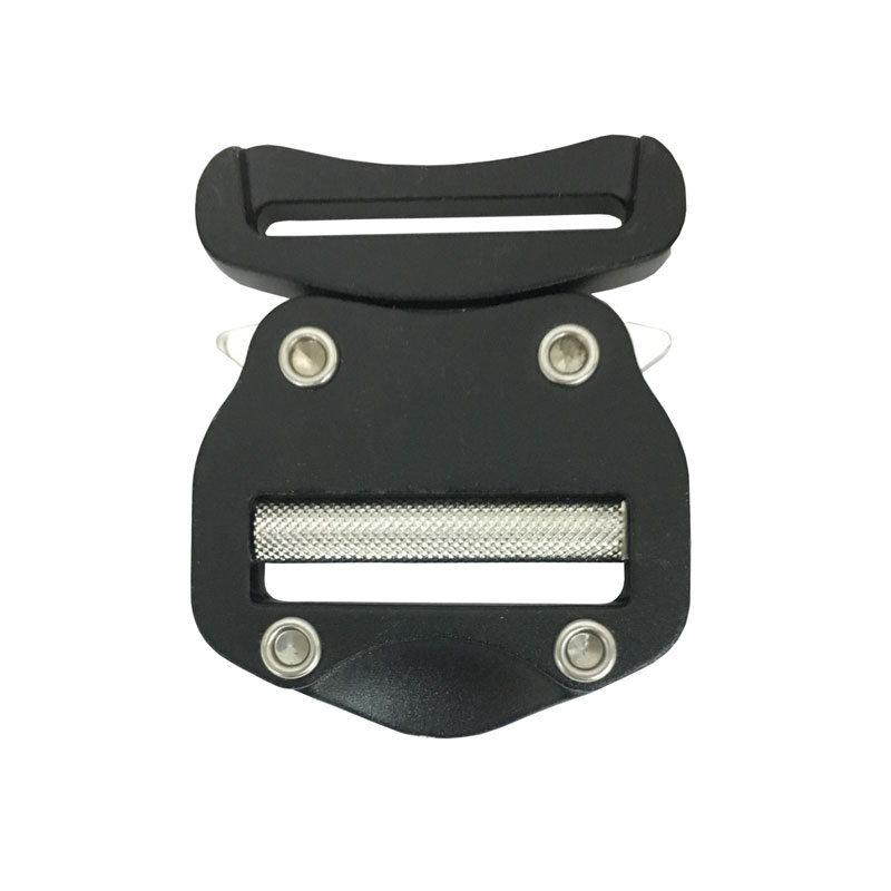 A3190 — Auto Release Buckle manufactured in Taiwan